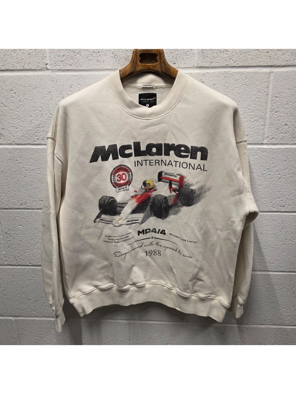 McLaren International Sweatshirt Mens M  White F1 Racing Pullover MP4/4 26x28